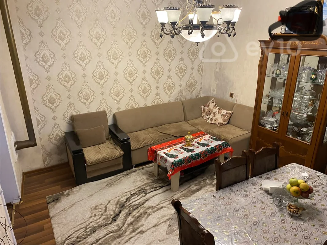5 otaqlı həyət evi, 120 m², 8 Noyabr — kirayə — Bakı