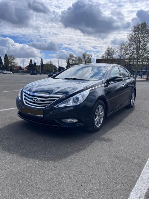 Hyundai Sonata, 2.4 L, 2014 il, 209 376 km — 16 500 ₼ · Gəncə · Avtomobillər Hyundai Sonata, 2.4 L, 2014 il, 209 376 km — Gəncə