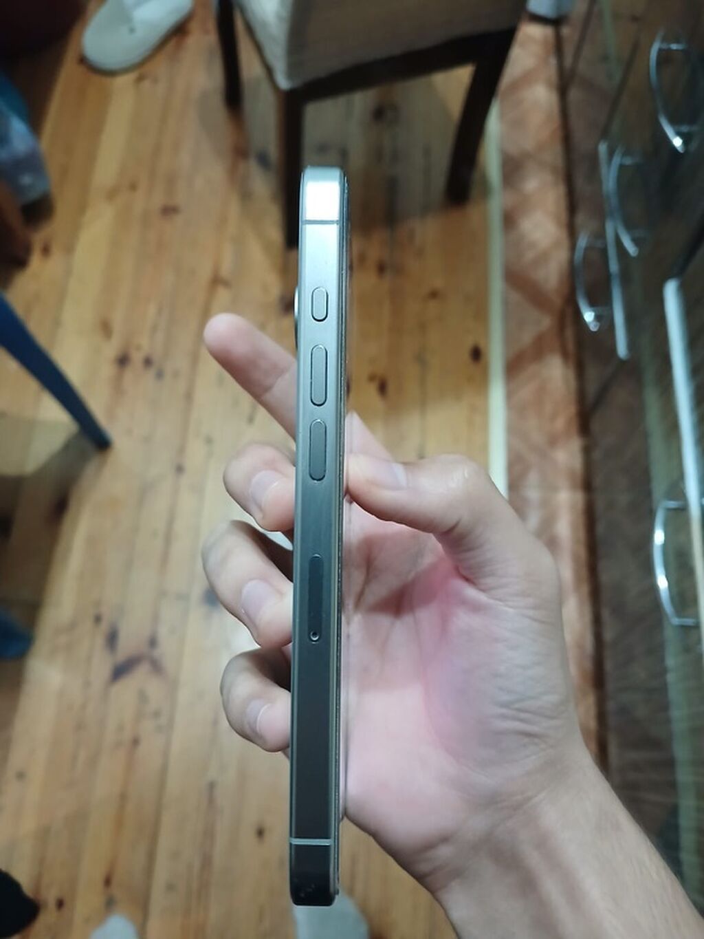IPhone 15 Pro, Desert Titanium, Qırıq, Barmaq izi, Face ID — Apple iPhone, Masazır (2)