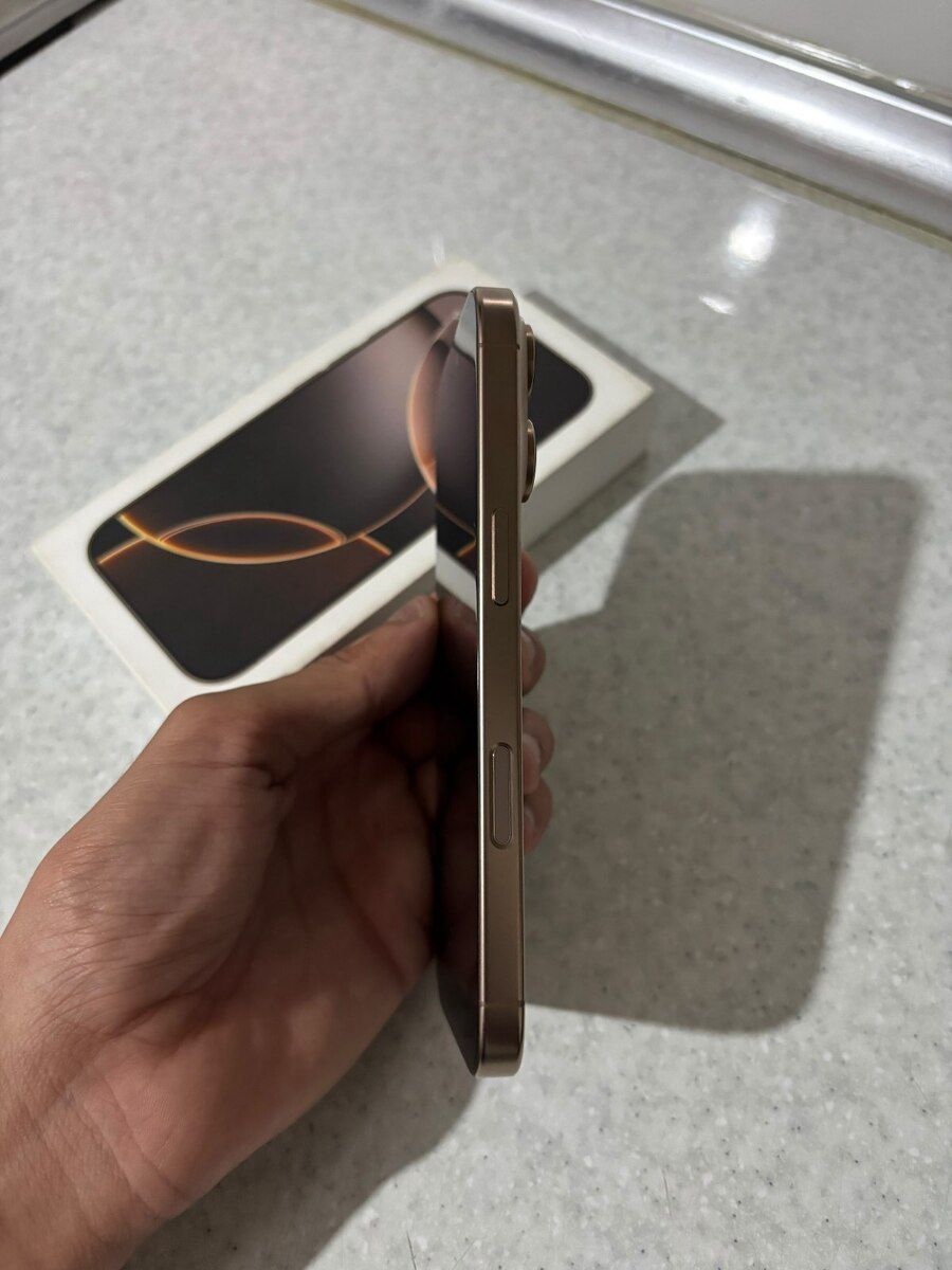 Apple iPhone 16 Pro Desert Titanium 128GB/8GB — Smartfonlar, Bakı (4)