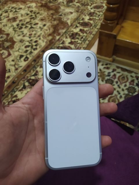 Apple iPhone 17 Pro Silver 256GB/12GB — Bakı