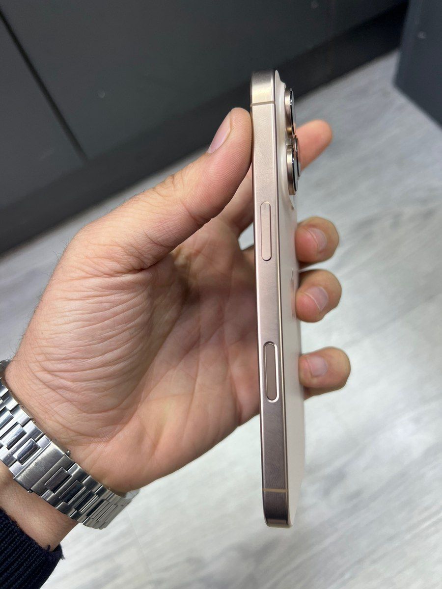 Apple iPhone 16 Pro Desert Titanium 256GB/8GB — Smartfonlar, Bakı (2)