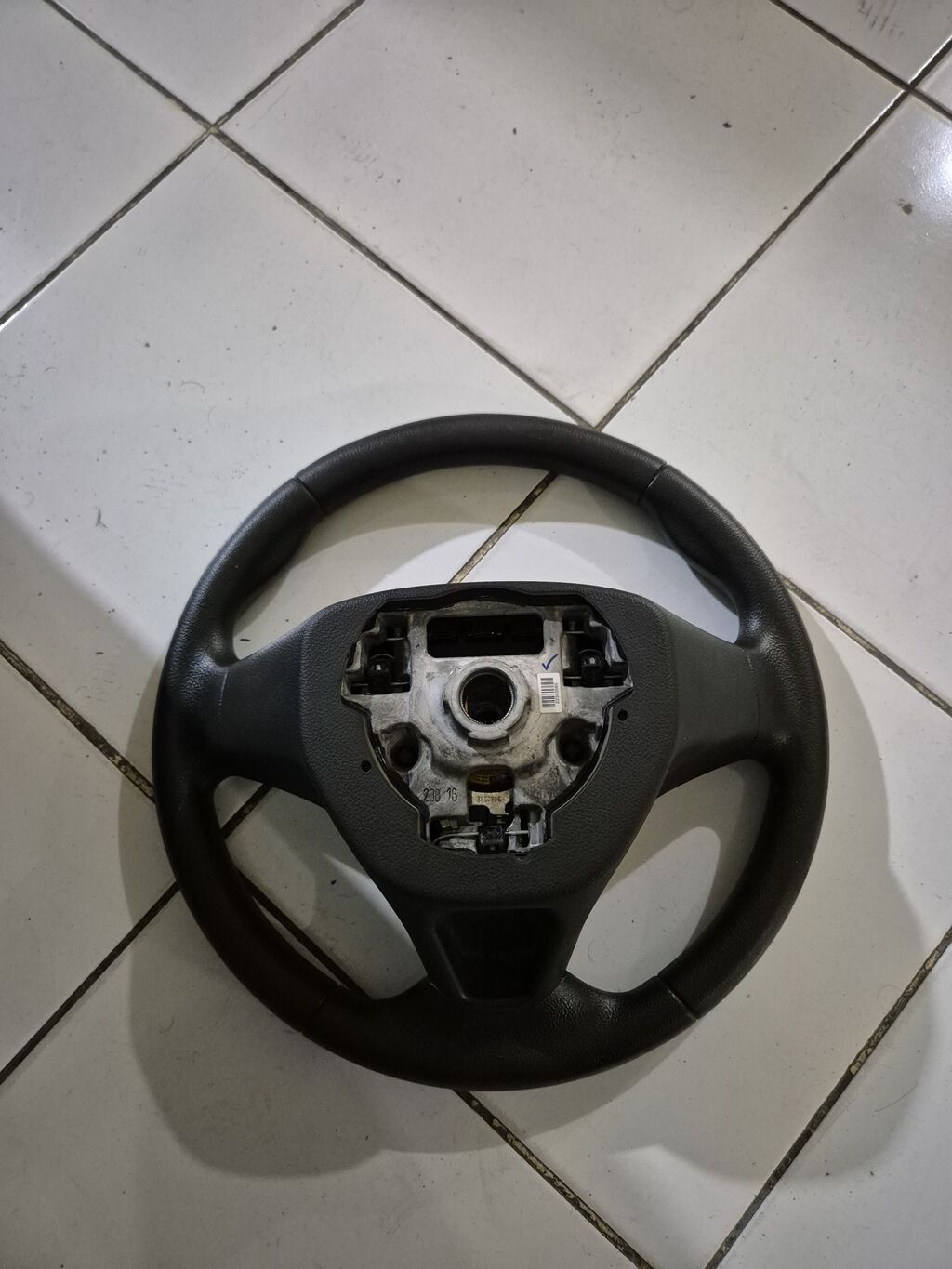 Chevrolet sükan çarxı - Orijinal Chevrolet sükan çarxı, mərkəzdə — Təkər idarəetməsi, Xudat (2)