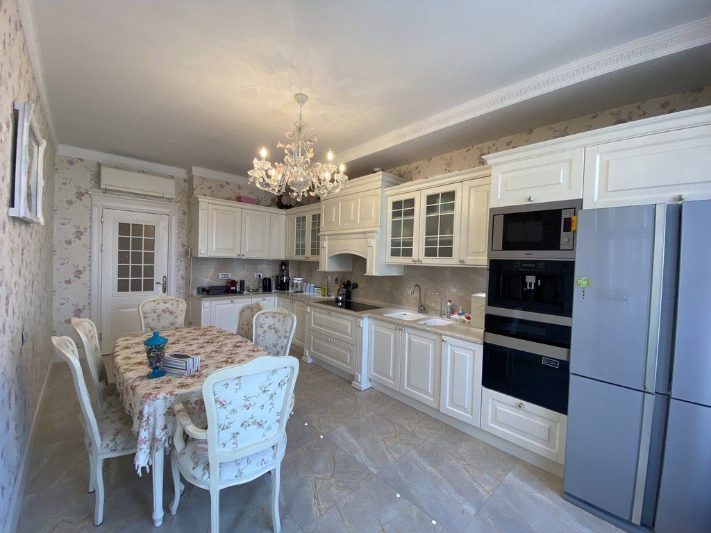 Satılır 4 otaqlı yeni tikili 215 m² — Mənzil, Bakı (2)