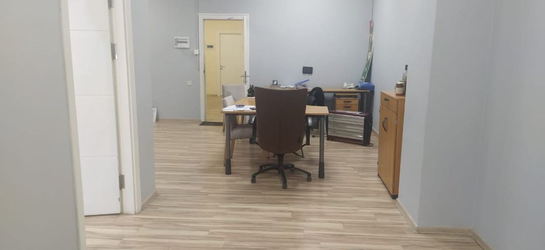 Ofis icarəyə verilir, 200 m², Bakı ş.Nərimanov r.Ə.Rəcəbli k — Ofis, Bakı (10)