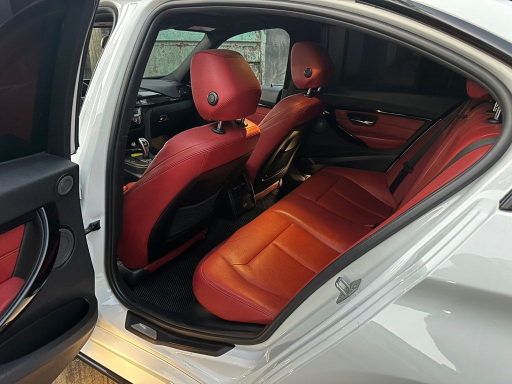 BMW 330, 2.0 L, 2015 il, 206 000 km — Avtomobillər, Bakı (12)