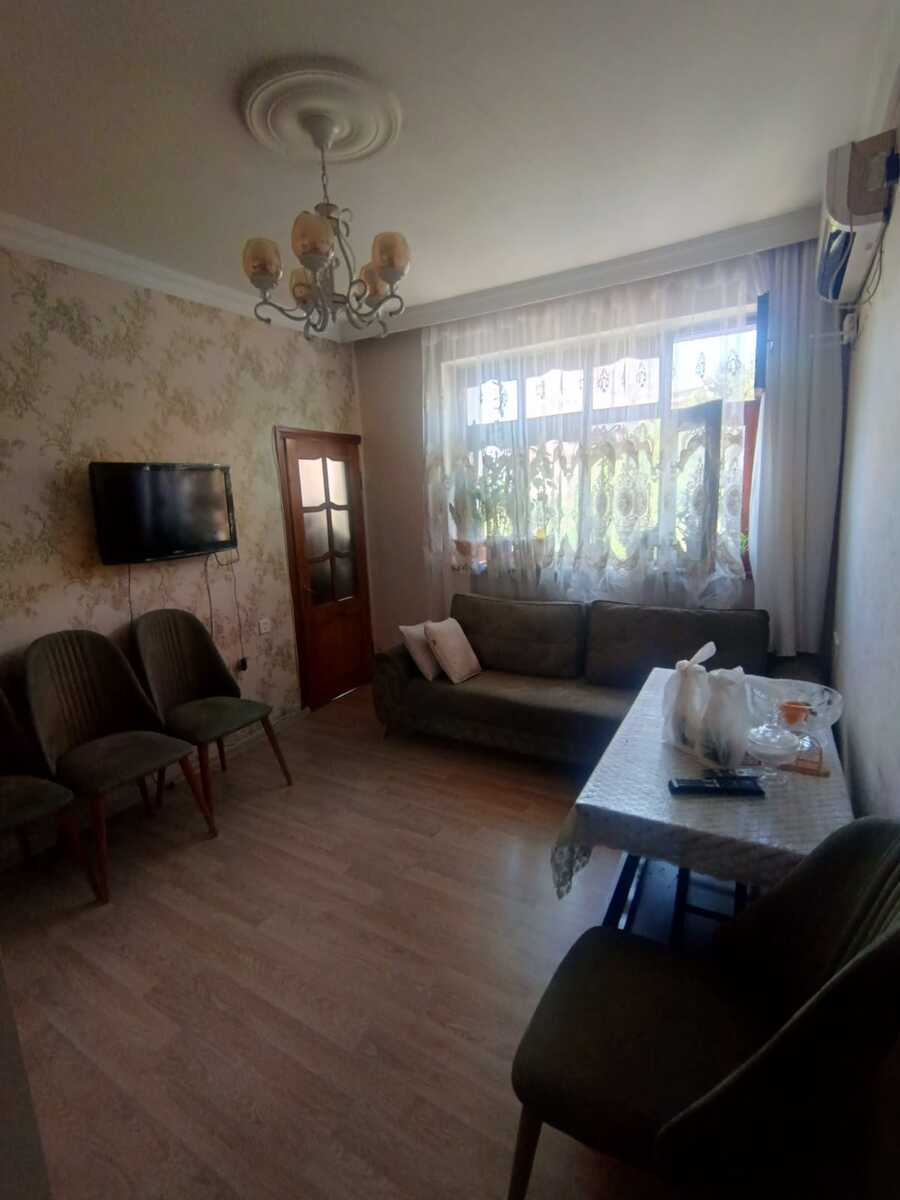 Satılır 2 otaqlı köhnə tikili 40 m² — Mənzil, Bakı (2)