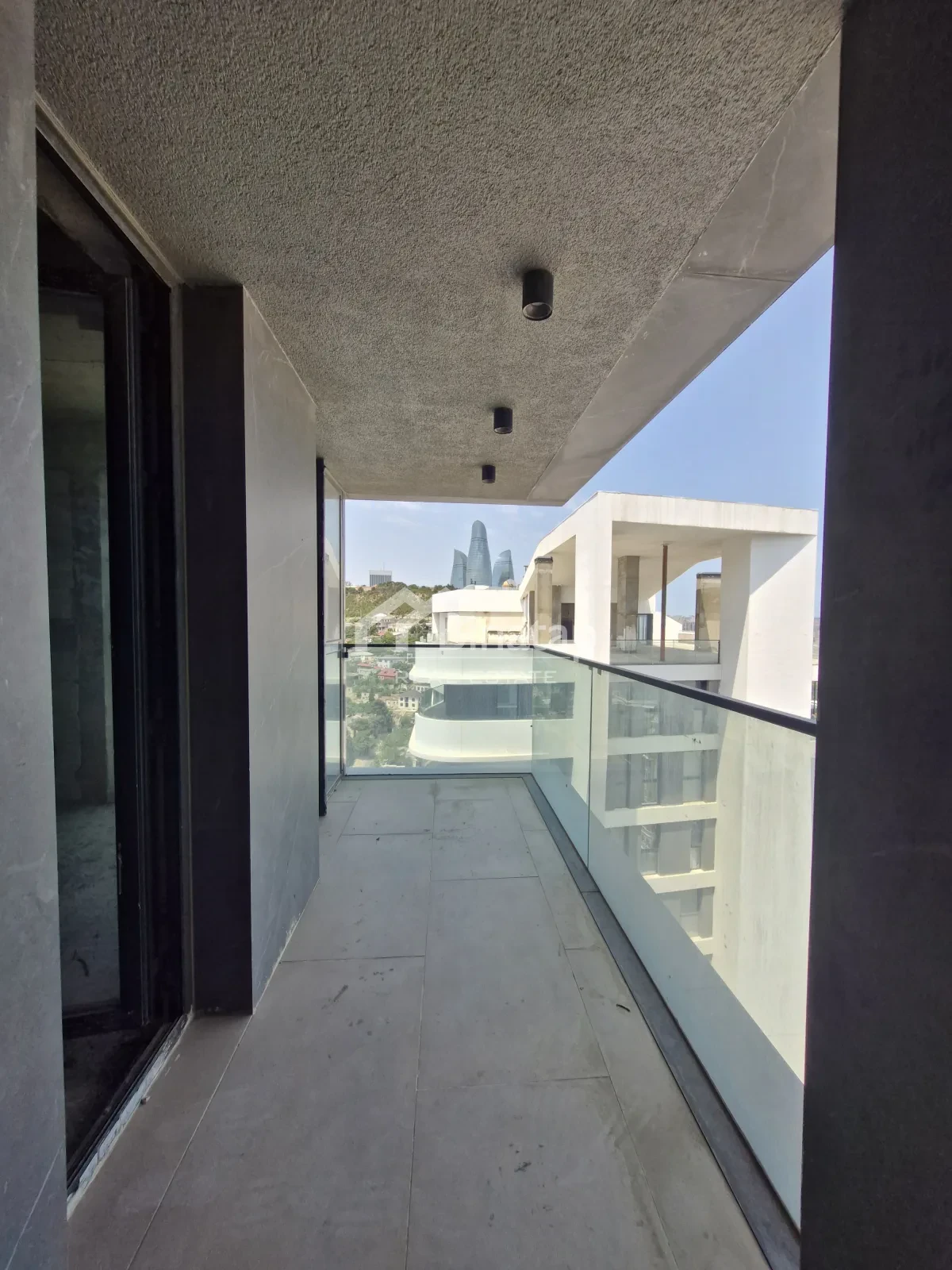 Satılır 4 otaqlı yeni tikili 165 m², İçərişəhər metrosu, Səbail rayonu — Mənzil, Bakı (2)