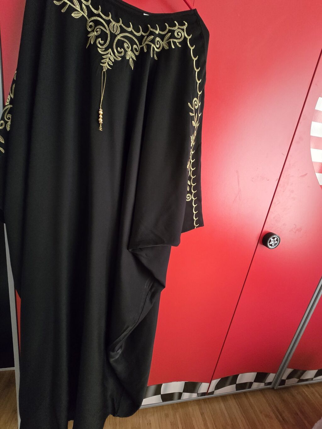 Qara rəngli, qızılı naxışlı abaya/kaftan - Bədən: 60 - Model: Geniş — Axşam paltarları, Digah (3)