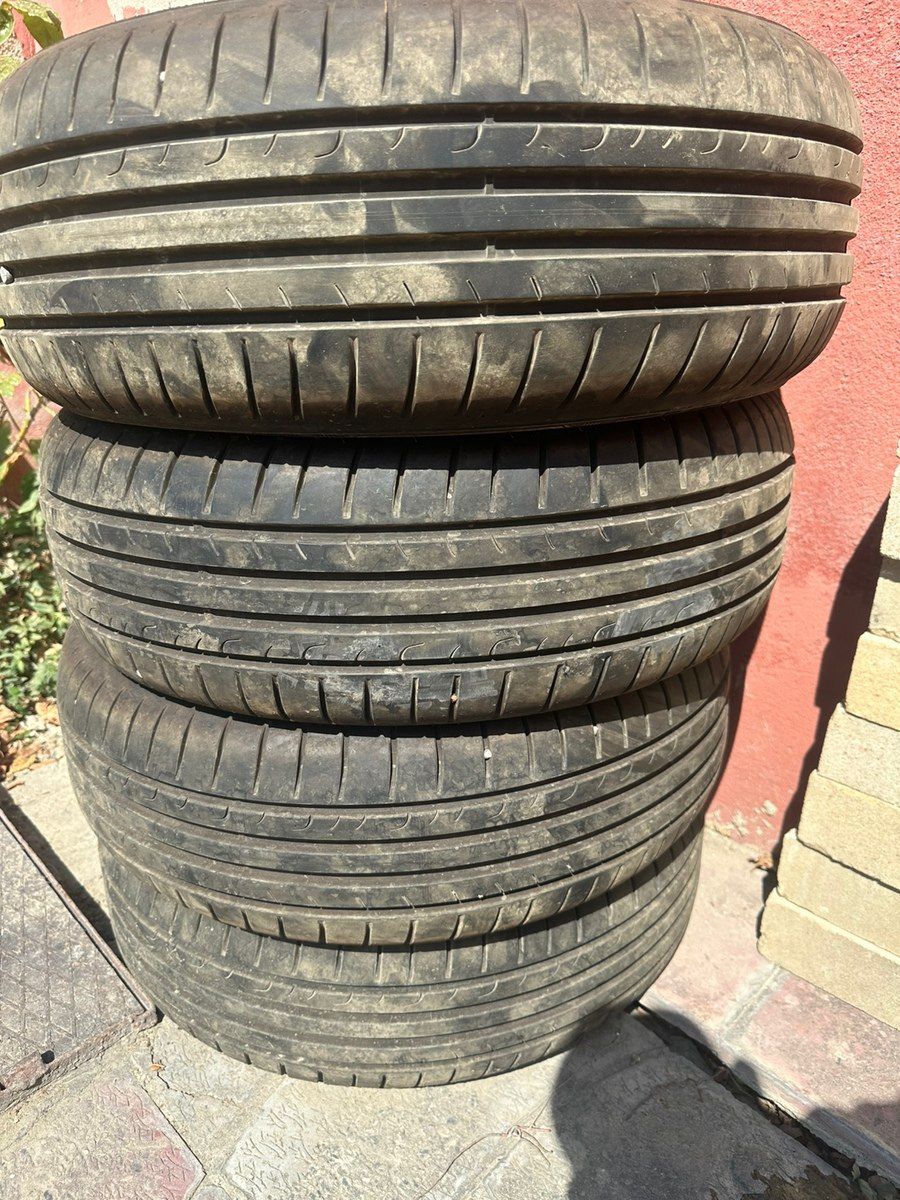 Goodyear şinlər 215/65 R16 — Ehtiyat hissələri və aksesuarlar, Bakı (5)