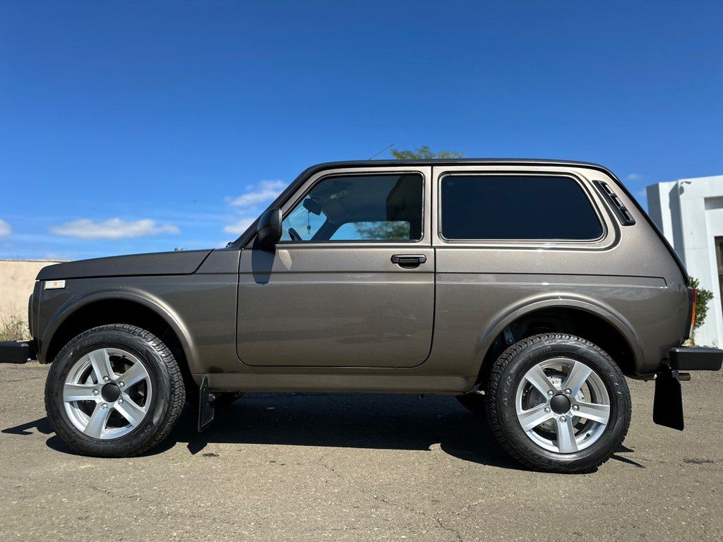 Lada (VAZ) Niva, 1.7 L, 2025 il, 9 000 km 77-VQ-021 — Avtomobillər, Gədəbəy (7)