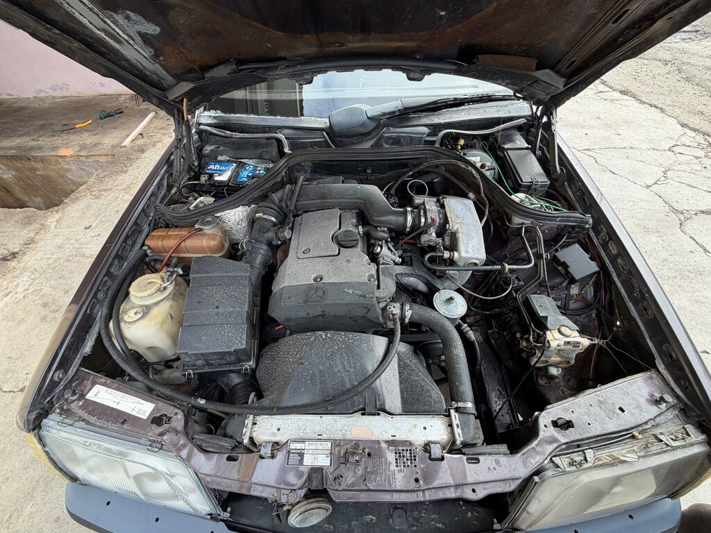 Mercedes-Benz E 220: 2.2 l 1994 il Sedan — Avtomobillər, Şirvan (5)
