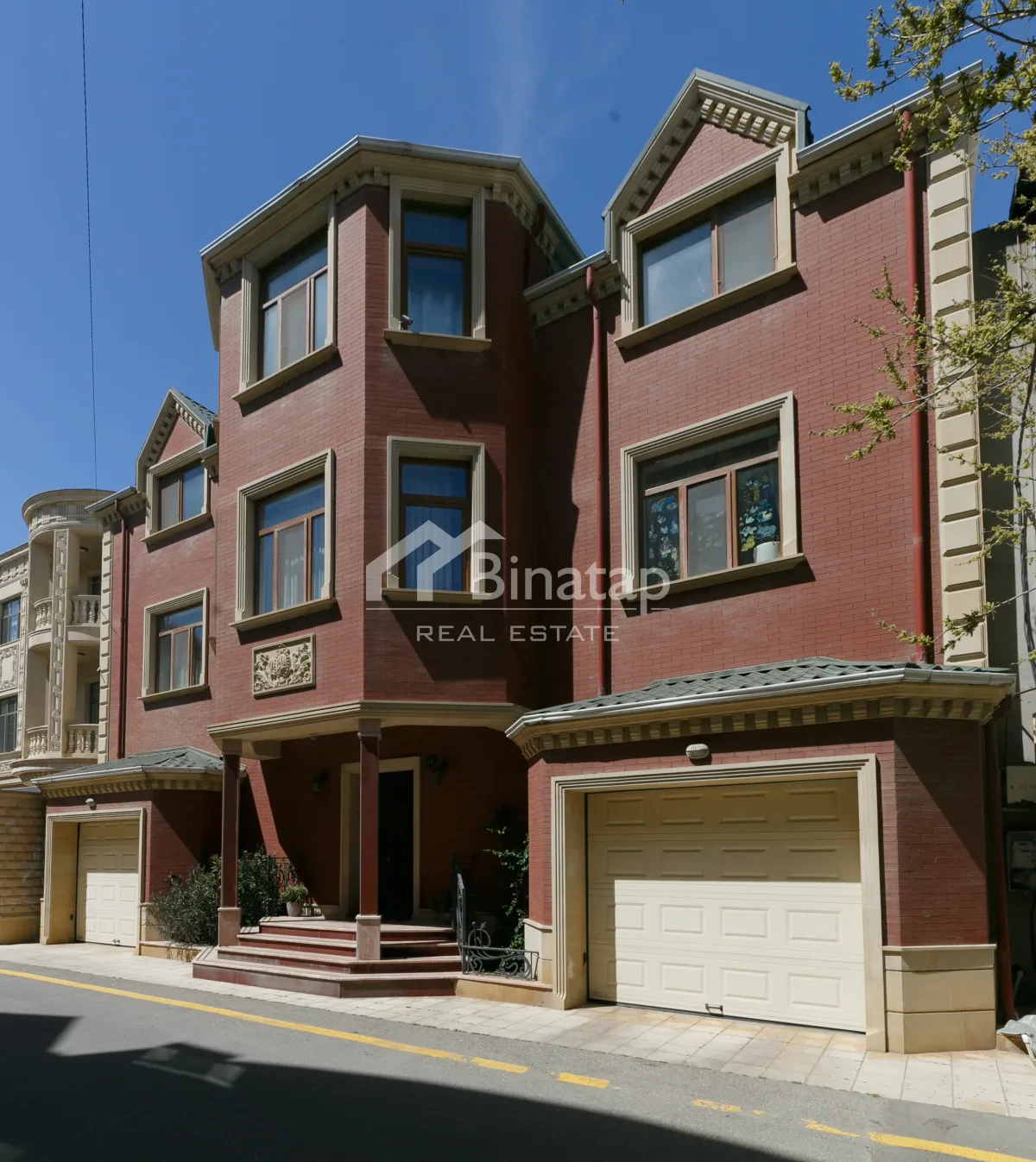 Satılır 8 otaqlı həyət evi / bağ evi 630 m², Gənclik metrosu, Nərimanov rayonu — Bakı