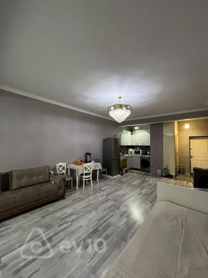 2 otaqlı mənzil, 62 m², Salatın Əsgərova küçəsi — Bakı