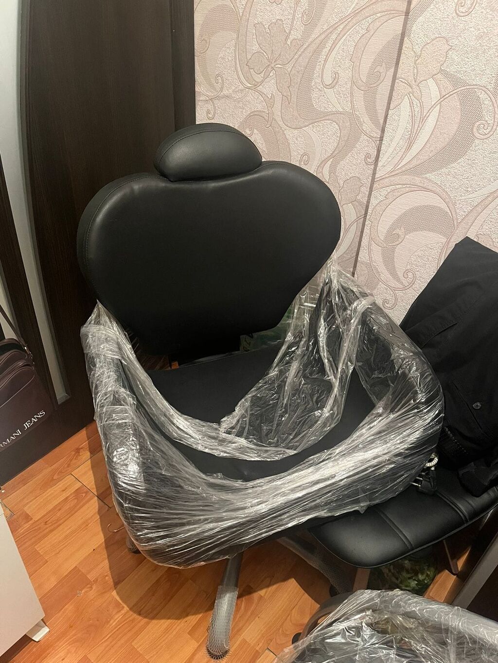 Gözəllik salonu üçün mebel və avadanlıq dəsti. Hamısı birlikdə 800 — Salon mebeli, Bakı (3)