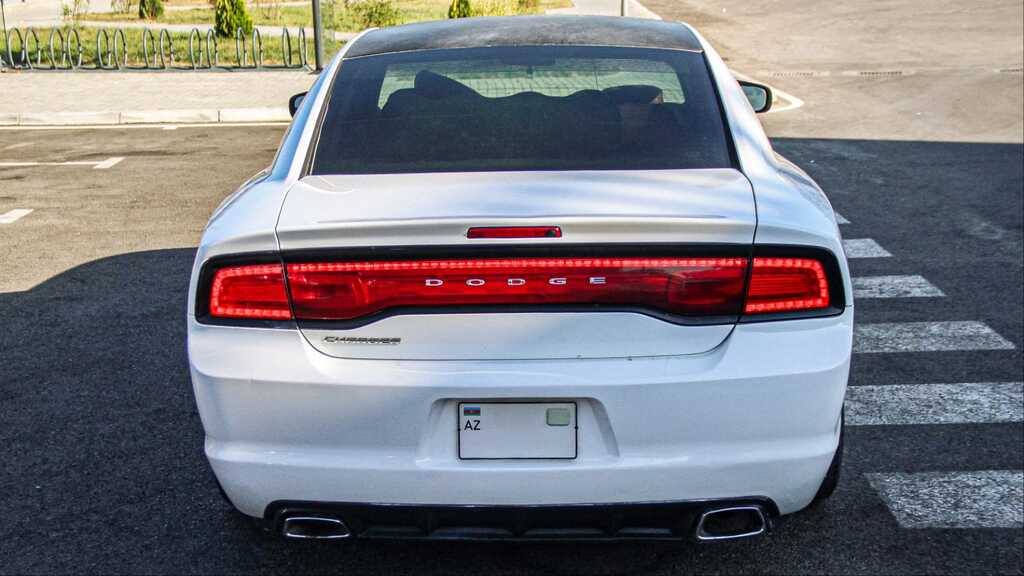 Dodge Charger, 3.6 L, 2012 il, 240 000 km — Avtomobillər, Bakı (7)