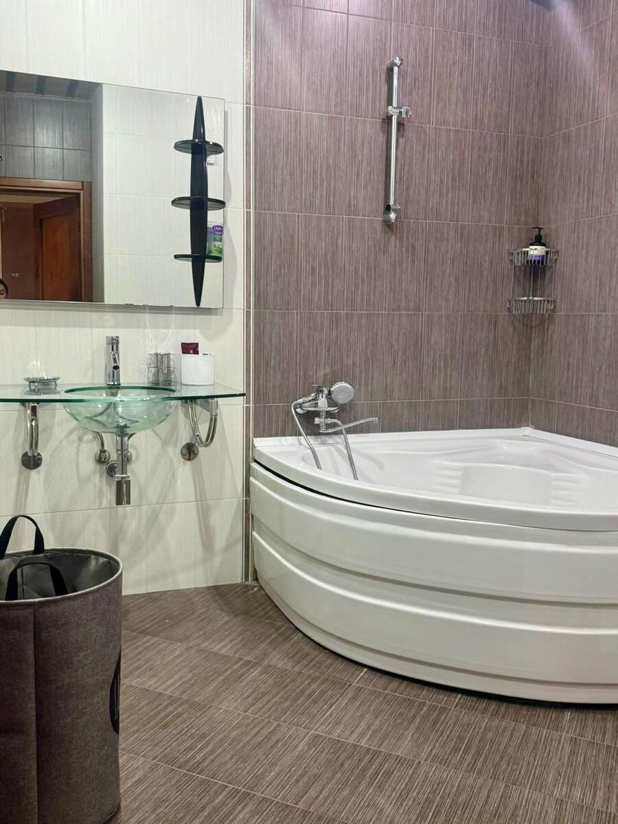 İcarəyə verilir 3 otaqlı yeni tikili 146.4 m² — Mənzil, Bakı (9)