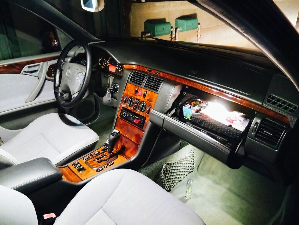 Mercedes E 220, 2.2 L, 1999 il, 257 000 km 90-LC-416 — Avtomobillər, Bakı (11)