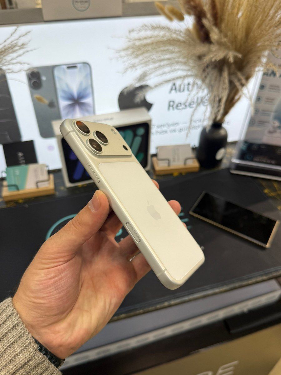 Apple iPhone 17 Pro Max Silver 256GB/12GB — Smartfonlar, Bakı (3)
