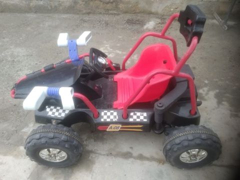 Uşaq üçün elektrikli buggy tipli maşın - Model: A-08 yazılı uşaq — Bakı