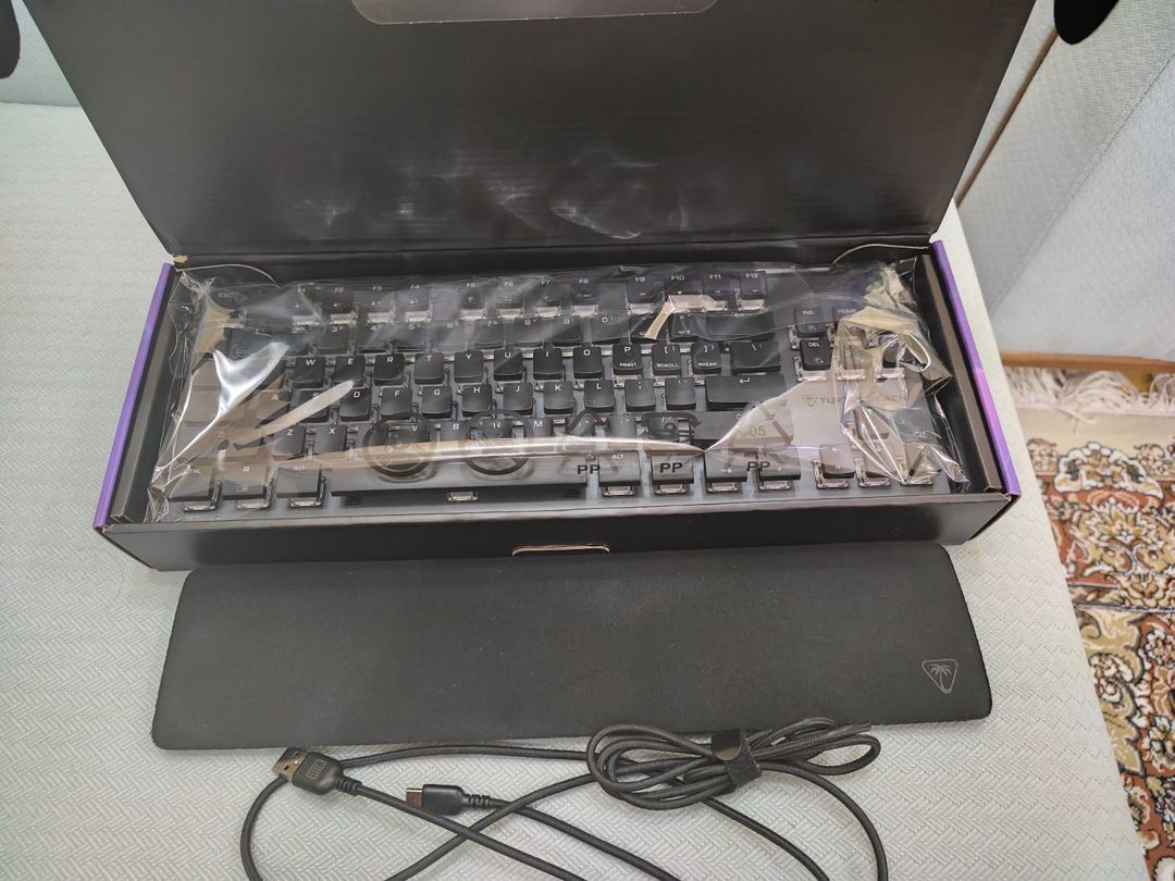 Turtle beach Vulcan 2 TKL pro — Periferik cihazlar, Bakı (11)