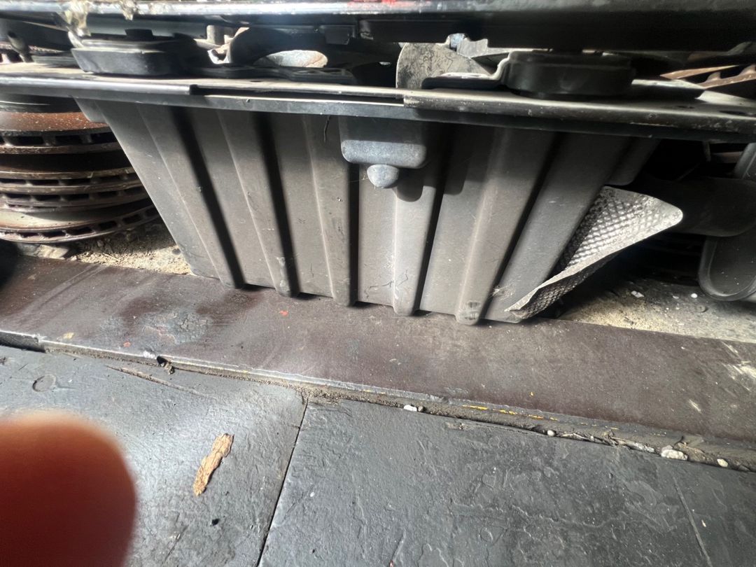 Land Rover akkumulyator altlığı — Ehtiyat hissələri və aksesuarlar, Bakı