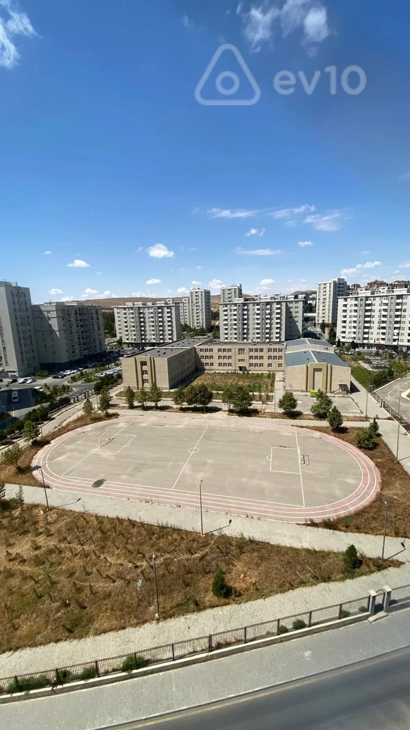 2 otaqlı mənzil, 62 m², Müstəqillik küç — Bakı