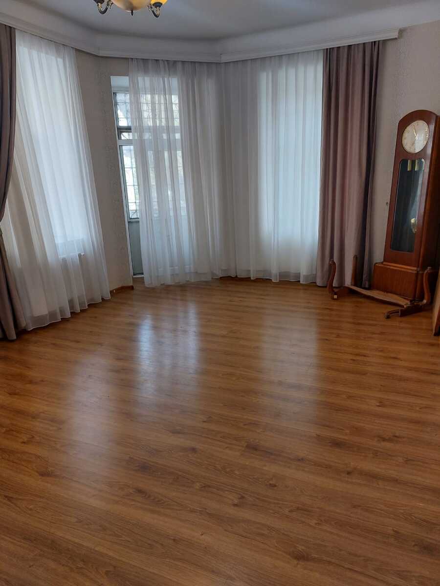 İcarəyə verilir 3 otaqlı ofis 130 m² — Ofis, Bakı
