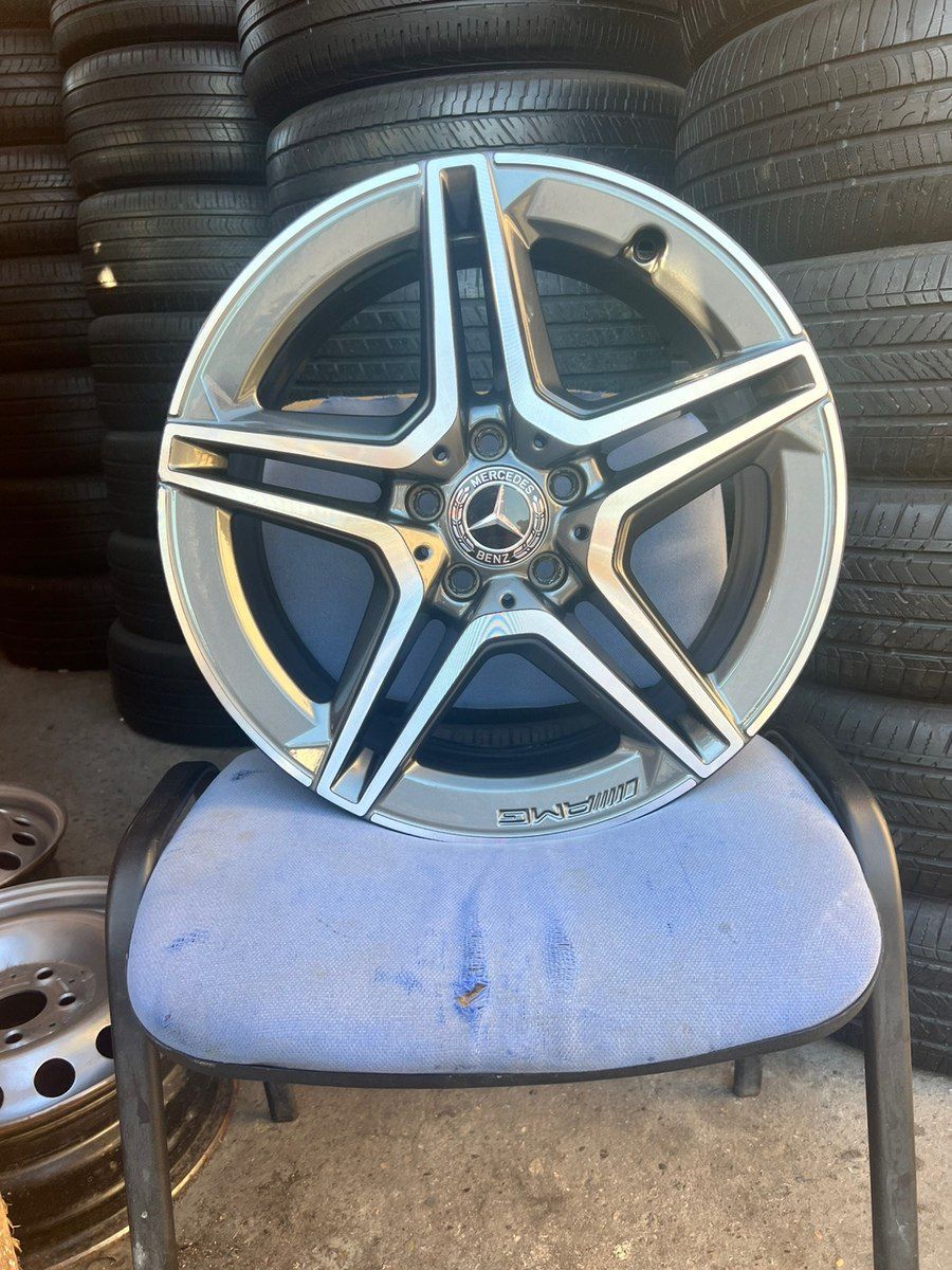 Mercedes 2013 diskləri R18 — Ehtiyat hissələri və aksesuarlar, Bakı