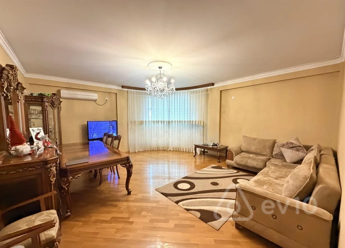 2 otaqlı mənzil, 110 m², Abbas Mirzə Şərifzadə — Bakı