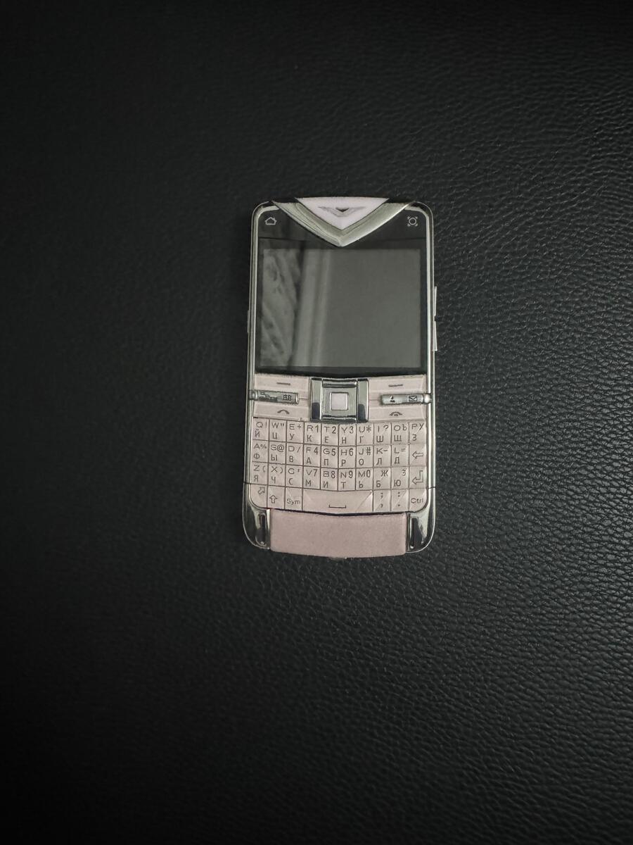 Vertu Constellation Quest Pink Jet with Brilliants 8GB — Smartfonlar, Bakı