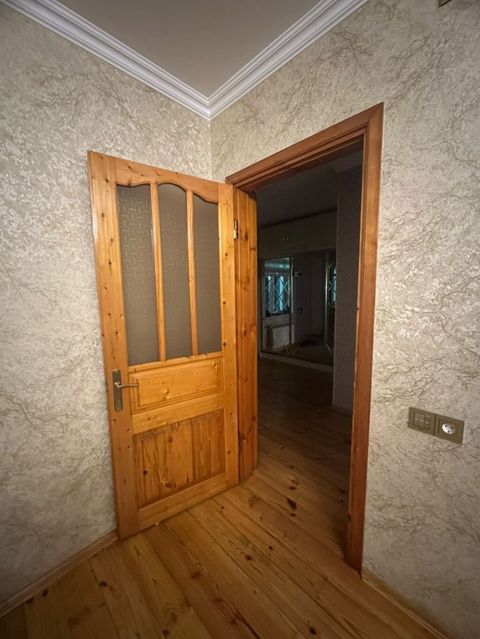 İki eded cercıve ıle bırlıkde qapı satılır, hec Bır problemı yoxdur — 45 ₼ · Mehdiabad · Pəncərələr, qapılar, balkonlar İki eded cercıve ıle bırlıkde qapı satılır, hec Bır problemı yoxdur — Mehdiabad