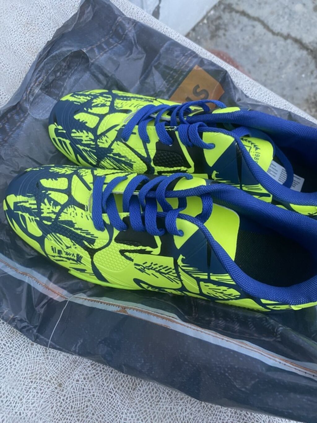 Butslar Adidas, Ölçü: 40, Yeni — Top oyunları, Digah (2)
