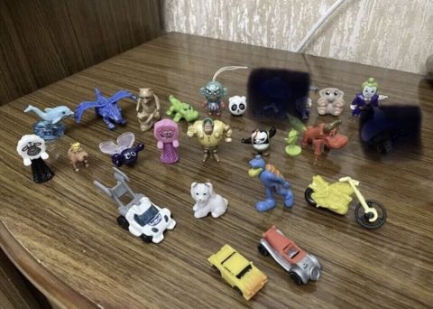 Игрушки kinder каждый 1манат — Bakı