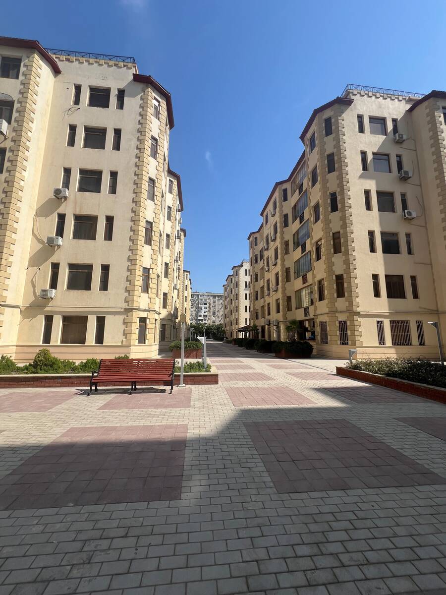 Satılır 3 otaqlı yeni tikili 130 m² — Mənzil, Bakı (2)
