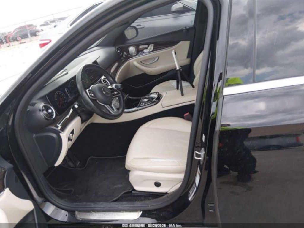 Mercedes E 250, 2.0 L, 2020 il, 215 303 km — Avtomobillər (3)