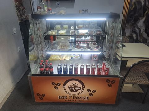 Soyuducu vitrin — 750 ₼ · Bakı · Biznes və avadanlıq Soyuducu vitrin — Bakı