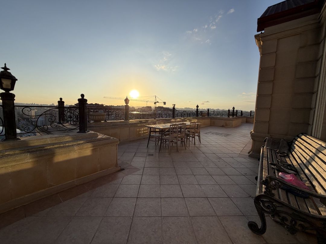 Satılır 6 otaqlı yeni tikili 800 m² — Mənzil, Bakı (2)