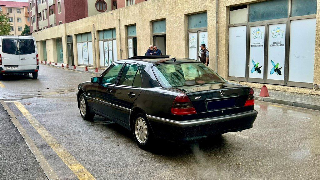 Mercedes C 180, 1.8 L, 1998 il, 350 000 km — Avtomobillər, Bakı (4)