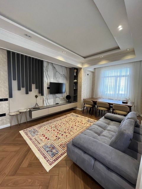 Satılır 3 otaqlı yeni tikili 125 m² — Bakı