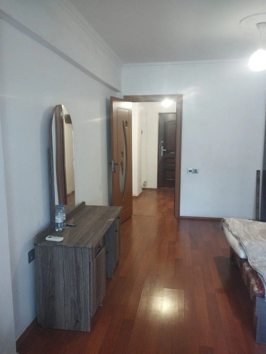 İcarəyə verilir 1 otaqlı köhnə tikili 45 m² — Mənzil, Bakı (10)