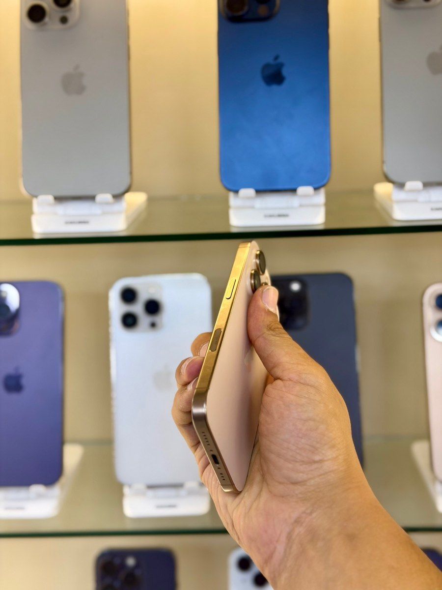 Apple iPhone 16 Pro Desert Titanium 256GB/8GB — Smartfonlar, Bakı (3)