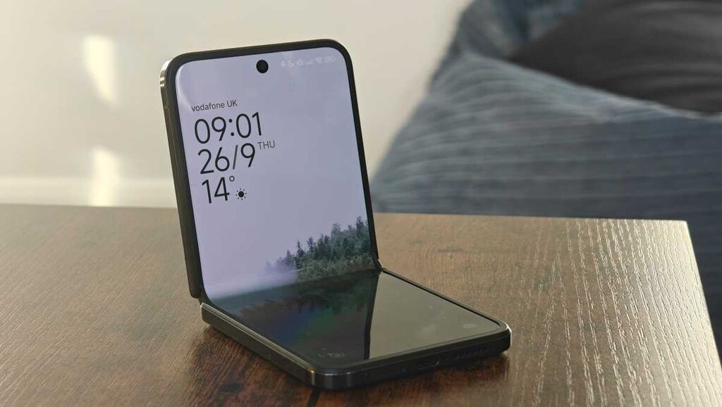 Xiaomi Mix Flip, rəng - Qara — Xiaomi, Bakı (3)