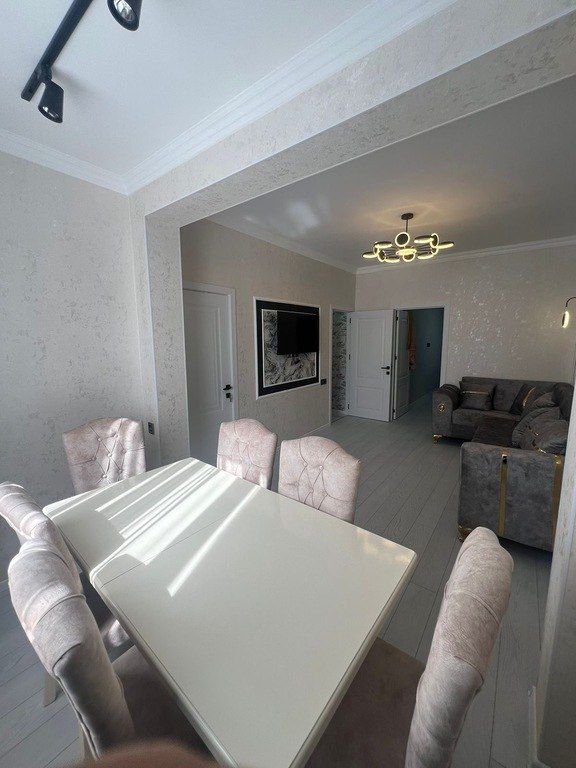 Satılır 2 otaqlı köhnə tikili 58 m² — Mənzil, Bakı (2)