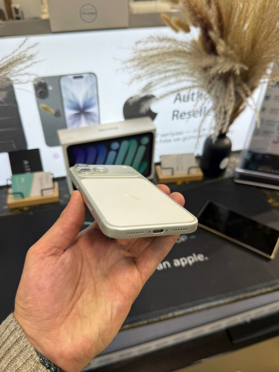 Apple iPhone 17 Pro Max Silver 256GB/12GB — Smartfonlar, Bakı (4)