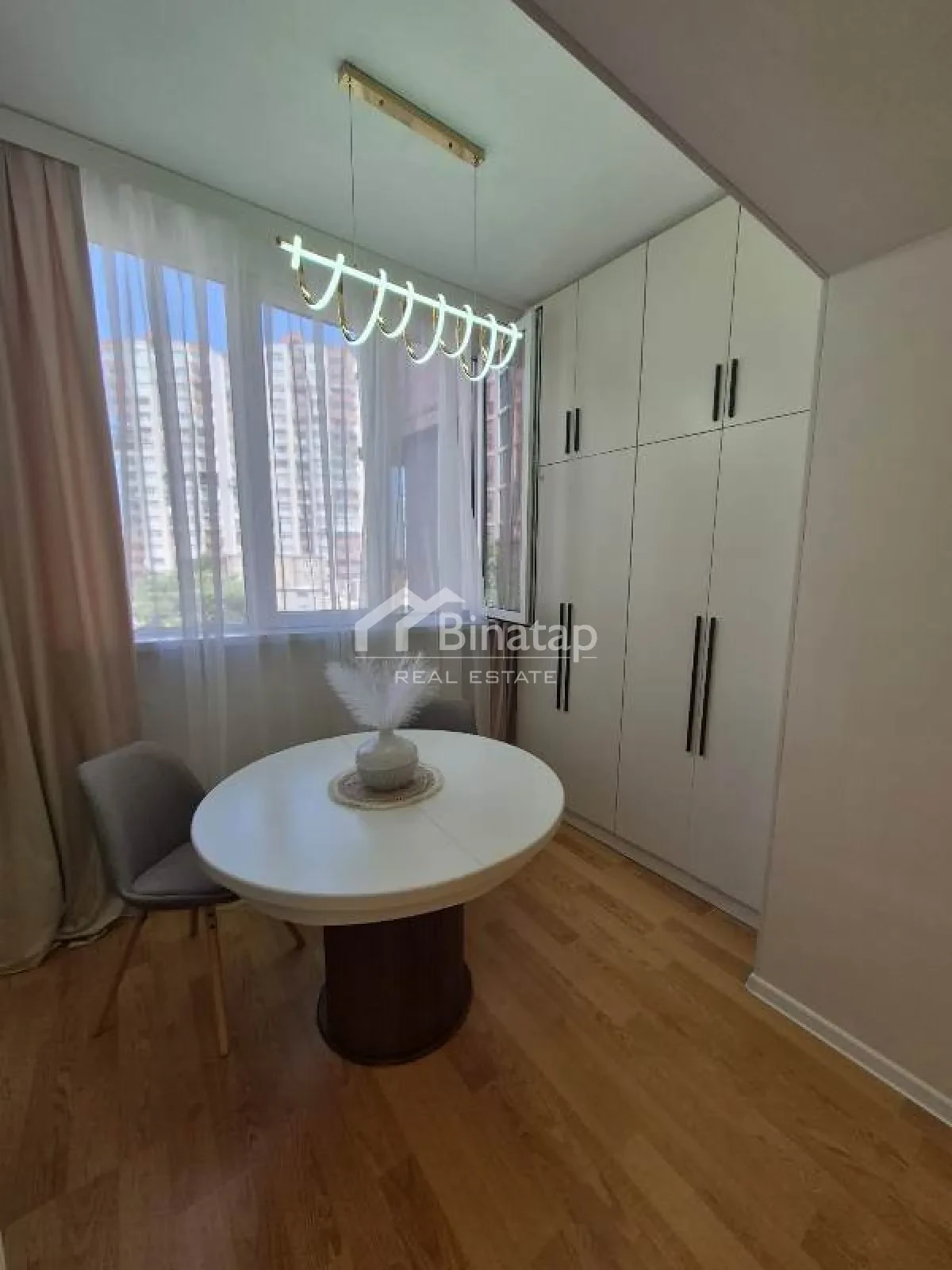 Satılır 2 otaqlı köhnə tikili 60 m², İçərişəhər metrosu, Yasamal rayonu — Mənzil, Bakı (2)