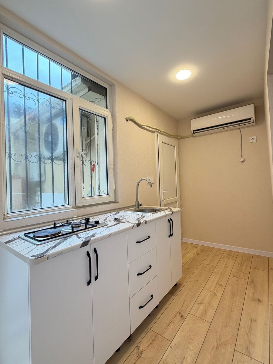 İcarəyə verilir 1 otaqlı köhnə tikili 25 m² — Mənzil, Bakı (3)