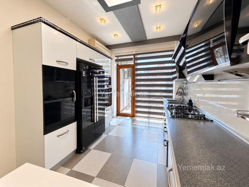 Satılır 4 otaqlı Bina evi menzil (Yeni tikili), 220 m², Nəsimi rayonu — Mənzil, Bakı (7)