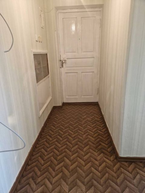 Satılır 2 otaqlı köhnə tikili 43 m² — Bakı