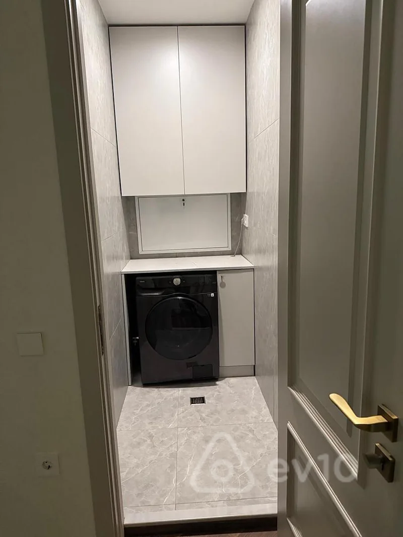 3 otaqlı mənzil, 95 m², Feyzulla Qasımzadə küçəsi — kirayə — Mənzil, Bakı (8)